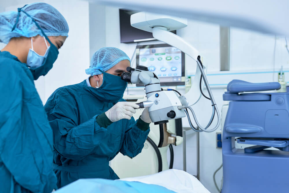 Comparison of the efficacy and longevity of nonpenetrating glaucoma surgery with and without a new, nonabsorbable hydrophilic implant
